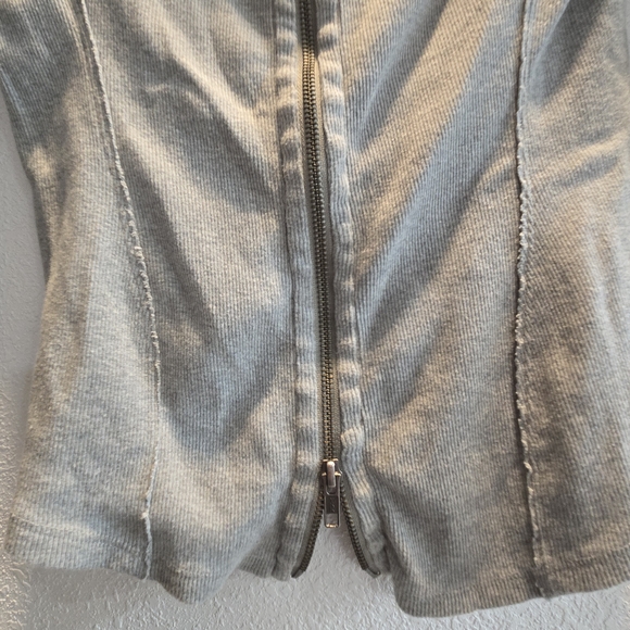 We The Free Light Gray Off-Shoulder Sweater - Picture 6 of 14